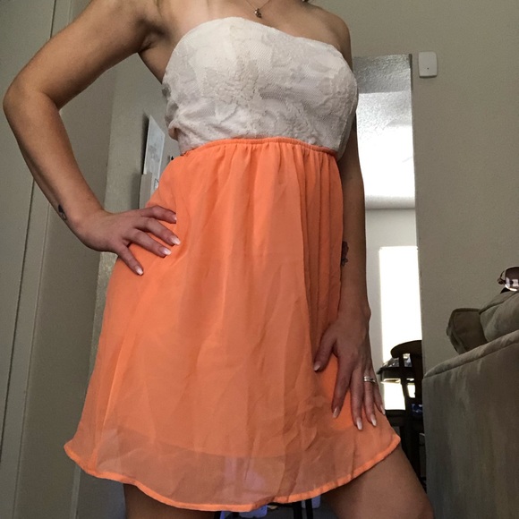 Strapless Backless Mini Dress Spring Colors - Picture 4 of 4